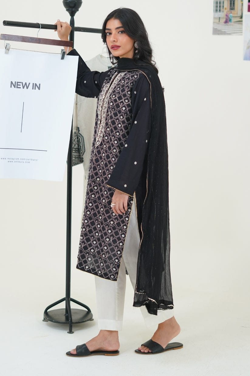 Embroidered Kurta Dupatta